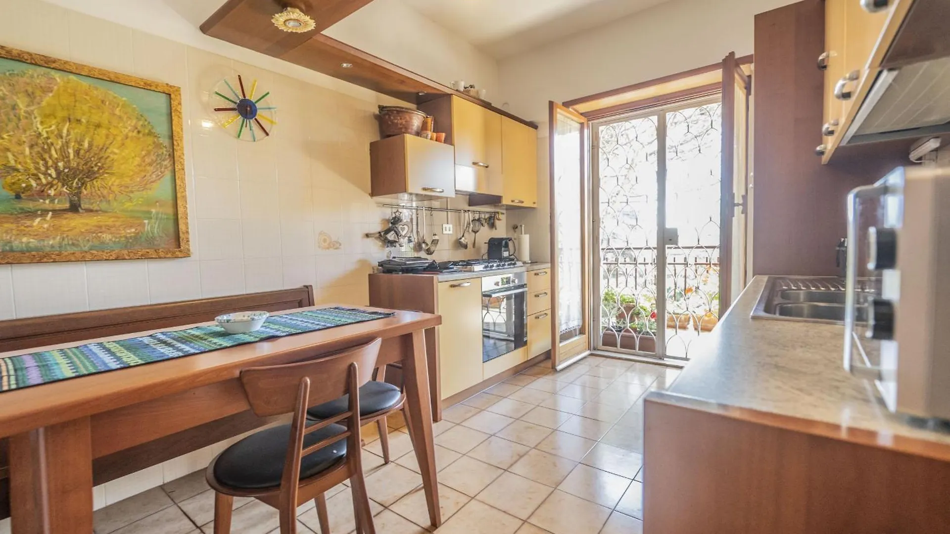 Luminous 2Br Family Apartment In Residential Area Rome